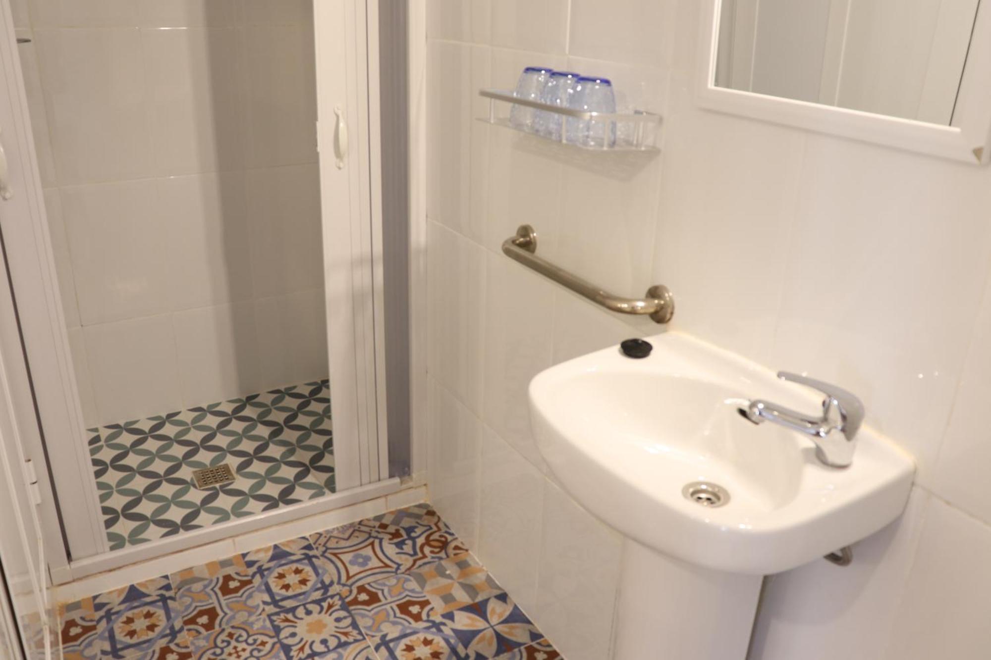 Hostal La Paloma I Calpe Ngoại thất bức ảnh